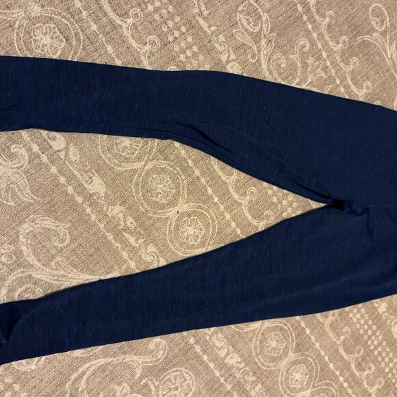 Notre Dame Yoga Exercise Pants Like New - Picture 3 of 4